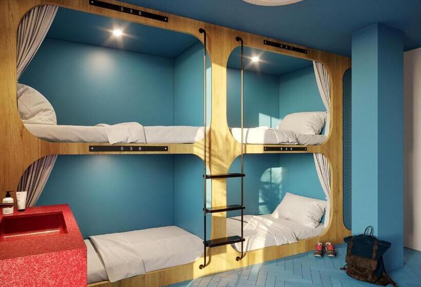 패밀리 룸, The Boc Hostels   Beach