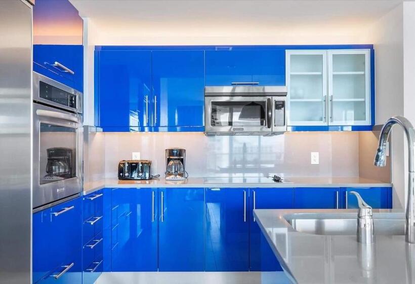 带2个卧室的公寓, W Hotel 2bd 2bath Condo Ocean Views
