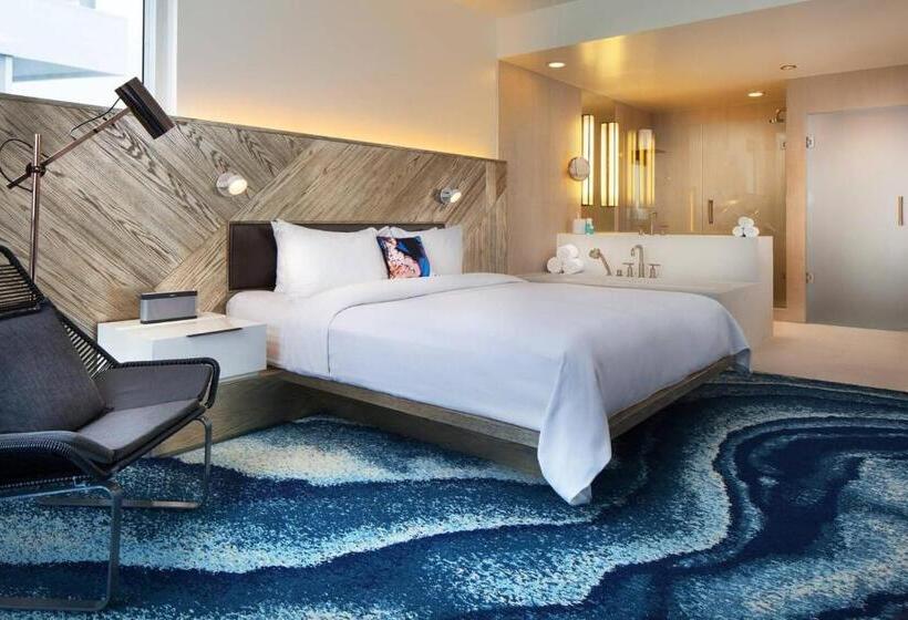 带2个卧室的公寓, W Hotel 2bd 2bath Condo Ocean Views
