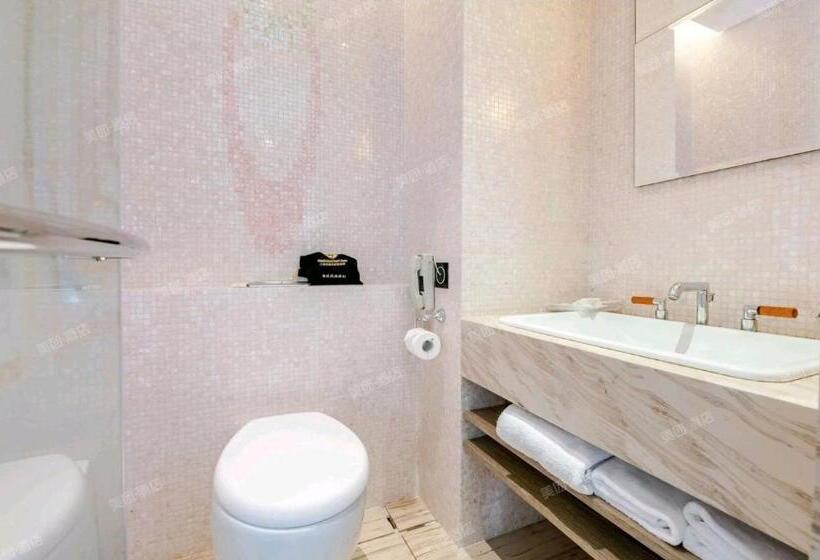 景色の見えるスタンダード４人部屋, Sanya Romantic Journey Sea Resort & Spa