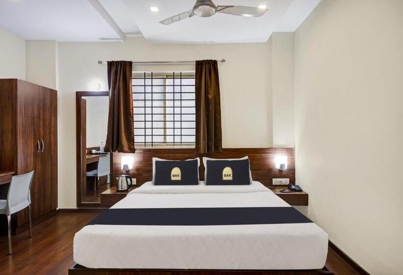 标准间, Townhouse Oak Passport Inn