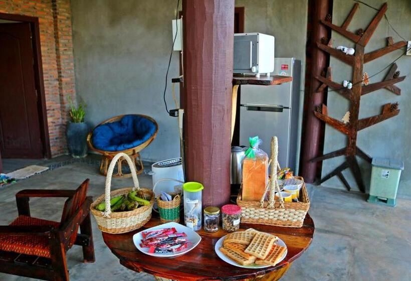 Семейный Номер, Urban Farmhouse