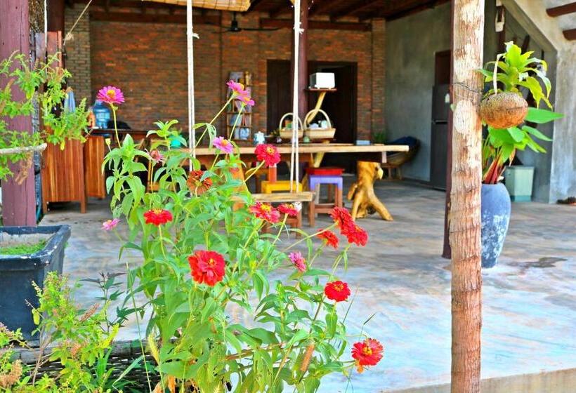 Номер Стандарт Трехместный, Urban Farmhouse