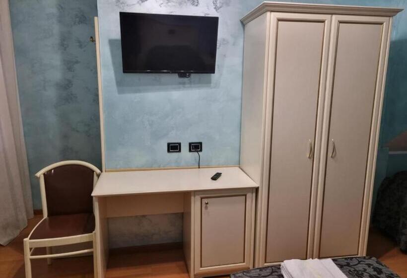 Номер Стандарт Трехместный, Ristorante Da Valerio