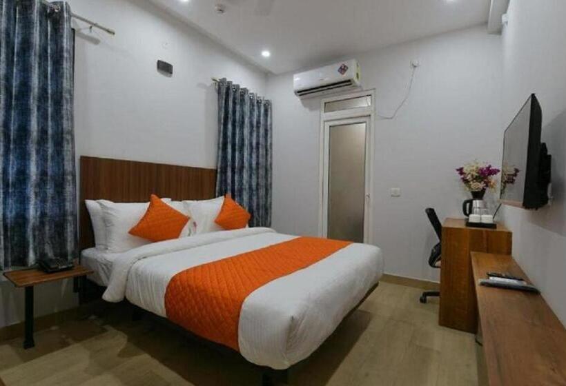 Номер Стандарт, The Emporio A Corporate Suites