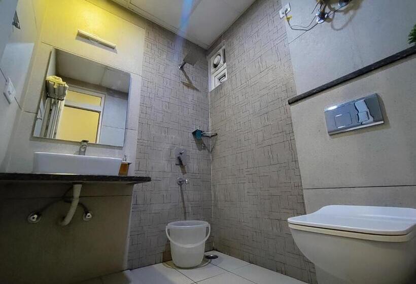 Номер Стандарт, The Emporio A Corporate Suites