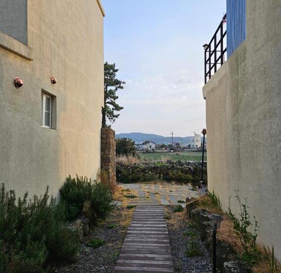 Номер Стандарт, Mo Guesthouse
