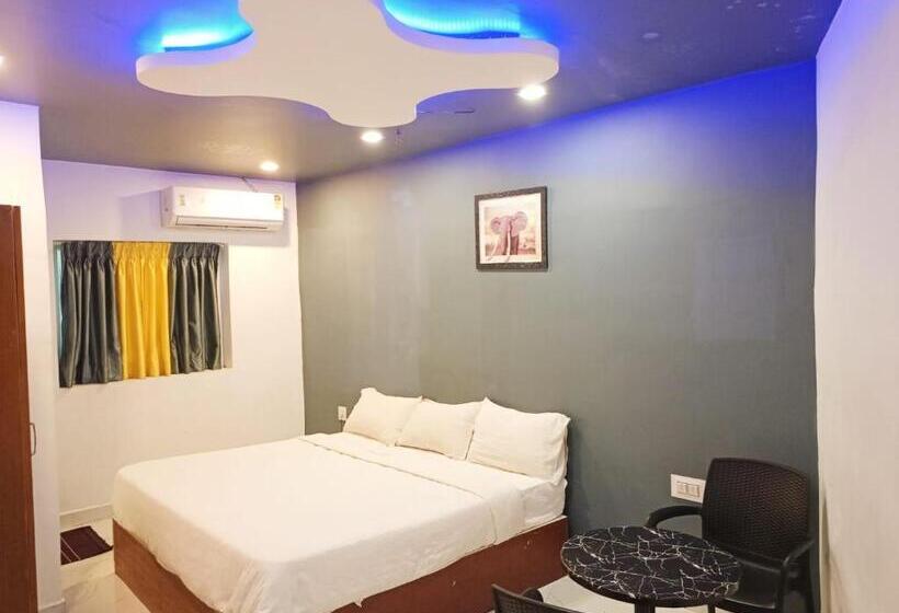 اتاق لوکس سه تخته, The Elite Beachview