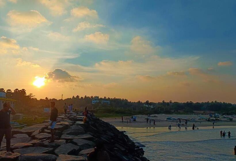 اتاق لوکس سه تخته, The Elite Beachview