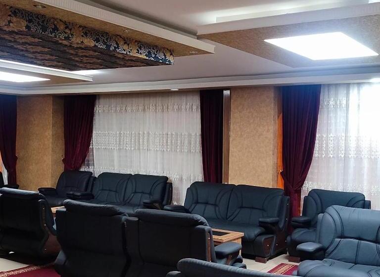 Семейный Полулюкс, Yeni Van Otel