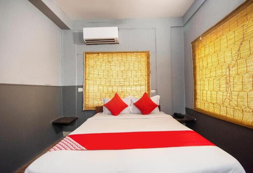 三人经典房间, O Binayak Inn