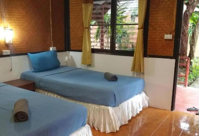 Номер Basic, Lanta Long Beach Hostel