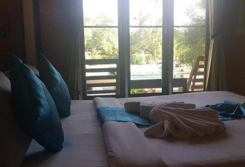 Семейный Номер, Lanta Long Beach Hostel