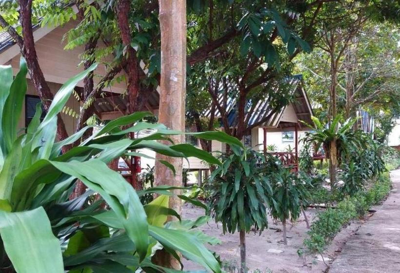 Бунгало Стандарт, Lanta Long Beach Hostel