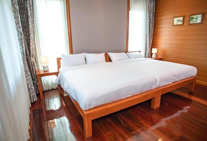Номер Deluxe, Huan Chom Jan Hometel At Lampang