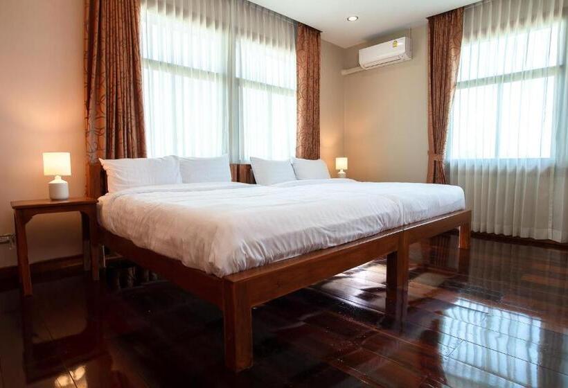 Четырехместный Номер Deluxe, Huan Chom Jan Hometel At Lampang