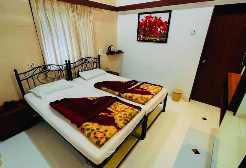 豪华房间, Gulmohar Resort & Spa