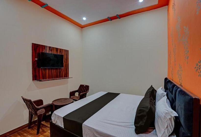 三人经典房间, Oyo Royal Orbit Inn