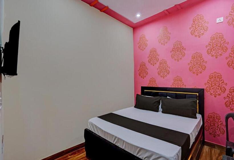 三人经典房间, Oyo Royal Orbit Inn