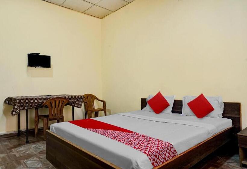 Трехместный Номер Классика, Oyo 82081 Hotel Sunrise