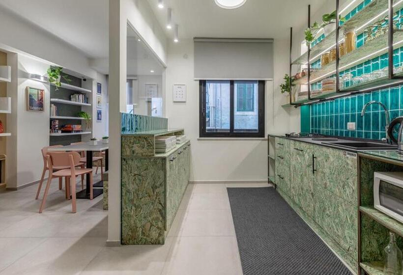 带阳台的豪华间, Taormina Town   Guesthouse Sicily