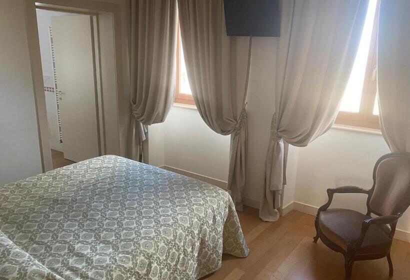 Номер Стандарт, Palazzo Riccucci