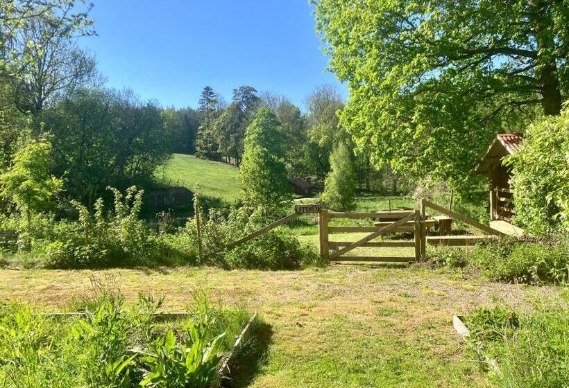 家庭间, Lidhem Herrgård. Bed & Breakfast Och Mindre Lägenheter
