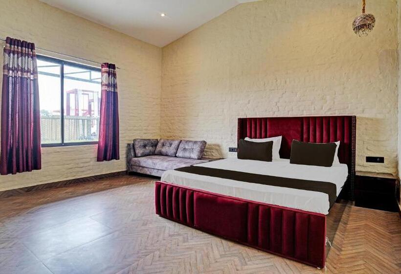 Трехместный Номер Классика, Flagship Govind Dham Hotel And Resort