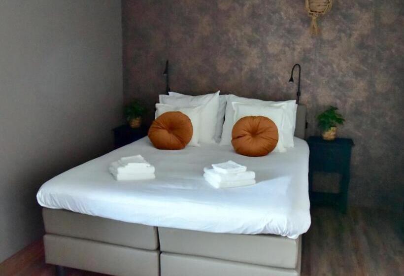غرفة ديلوكس سرير كينج, B&b Nr 3