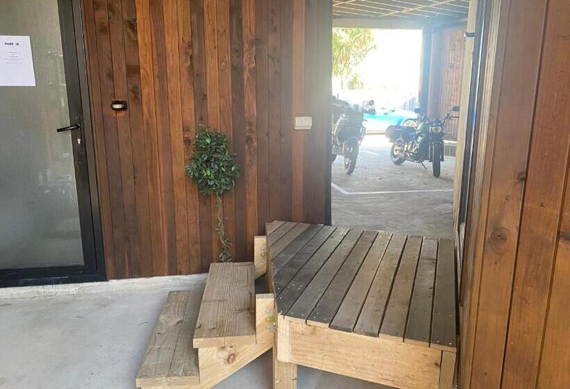 Номер Deluxe, Stay At The Art Gallery