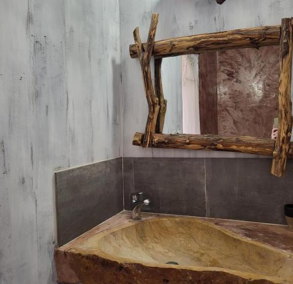 Номер Стандарт с Террасой, Studios Et Chambre La Sauvasse