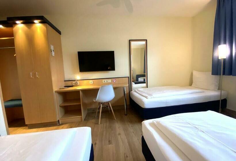 Номер Стандарт Трехместный, Am Wiesenweg L 24h Check In