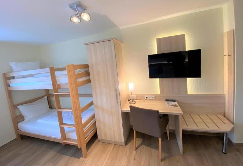 Четырехместный Номер Стандарт, Am Wiesenweg L 24h Check In