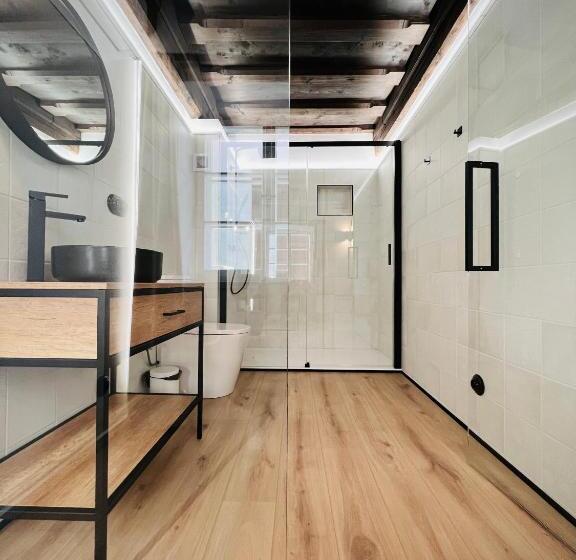 سوییت لوکس, Pension Mono   Deluxe   Adults Only