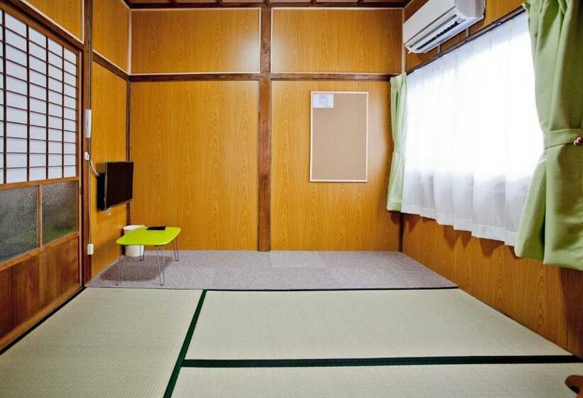 Номер Стандарт Индивидуальный Совместная Ванная, Dormitory Sandanya Guest House