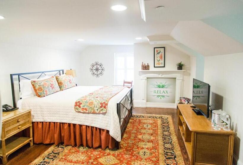 Стандартный Номер Кровать Кинг, Inn At Evergreen