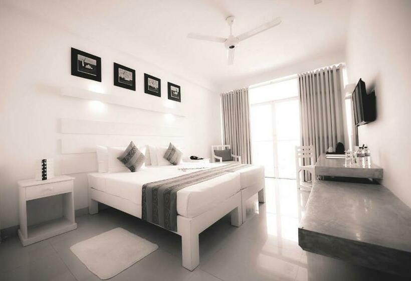 Номер Deluxe Вид на Море, Beacon Beach Hotel Negombo