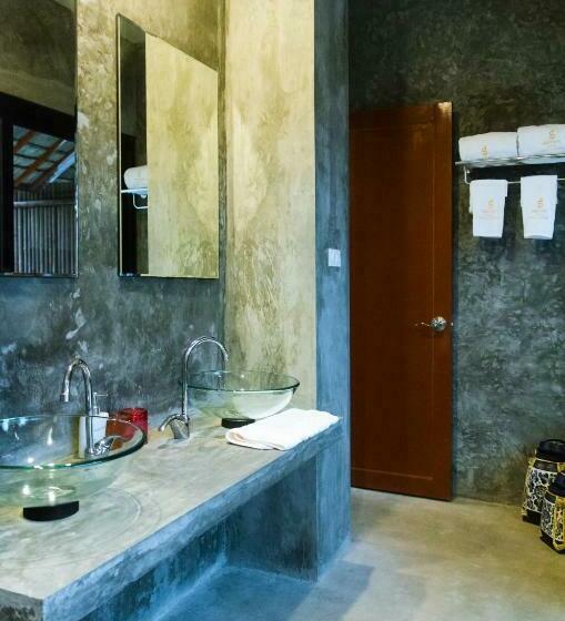 Люкс, The Sanctuary Nam Ngum Beach Resort
