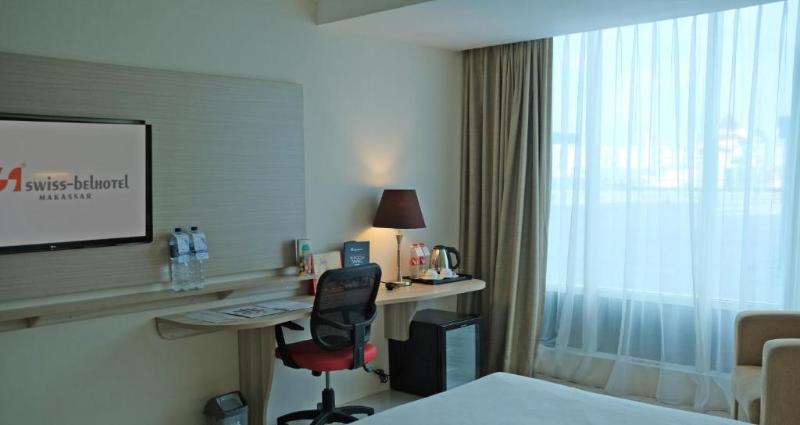 디럭스 룸 바다 전망, Swiss Belhotel Makassar