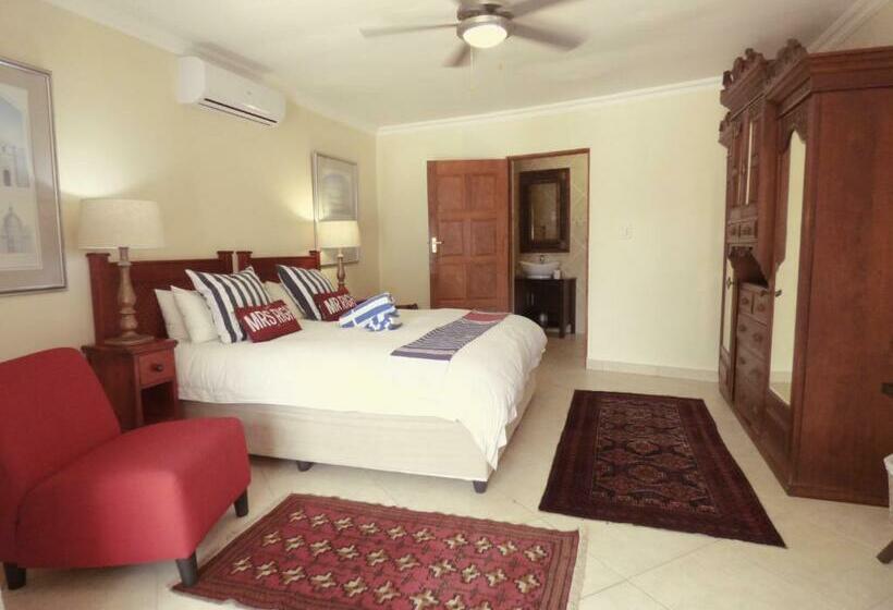Номер Deluxe Кровать Кинг, Turtle Bay Lodge
