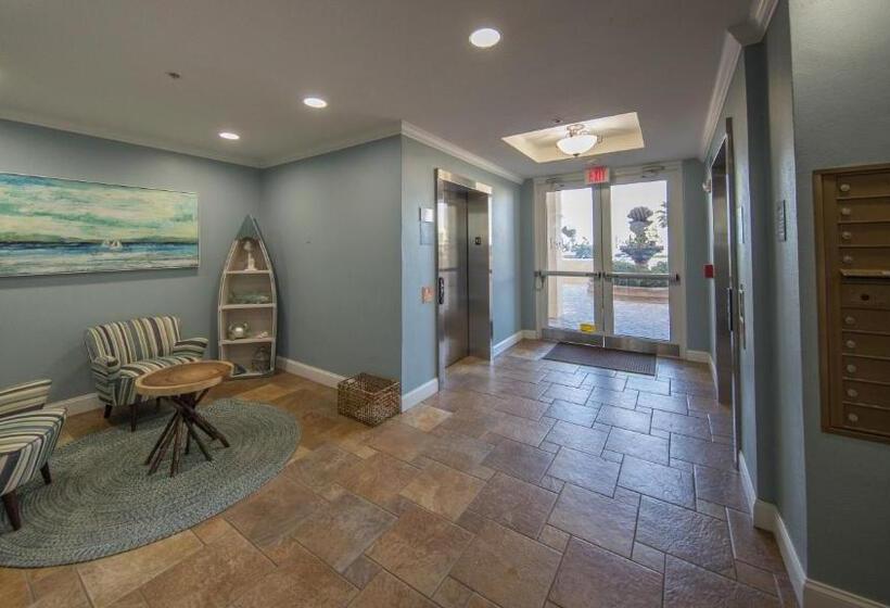 Дом 3 Спальни, Family Friendly   Direct Oceanfront Sanibel 303