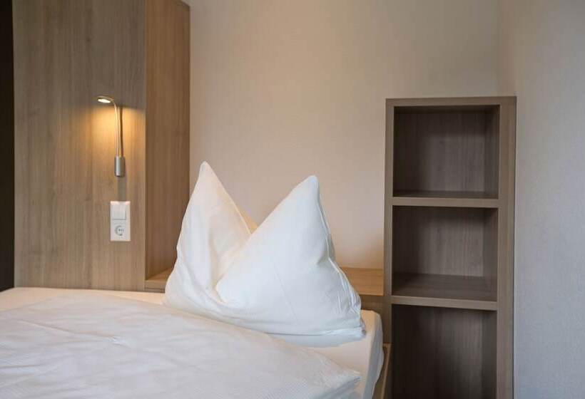 Номер Стандарт Индивидуальный, A2 Hotels Denkendorf   Airport & Messe