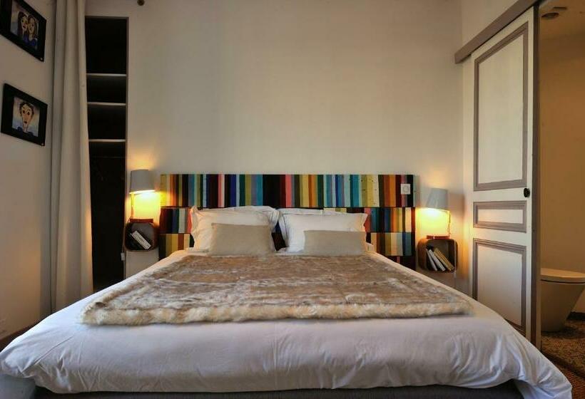 غرفة قياسية مزوَّدة بشُرفة, B&b Villa Du Roc Fleuri