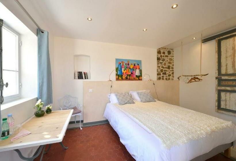 غرفة قياسية مزوَّدة بتراس, B&b Villa Du Roc Fleuri