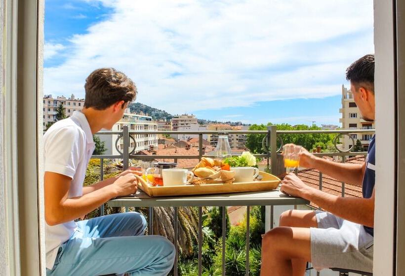 غرفة قياسية مزوَّدة بشُرفة, B&b Villa Du Roc Fleuri