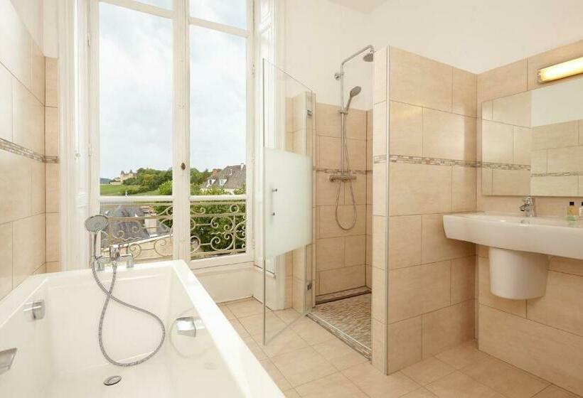 带园景的小型套房, Château Saint Michel, The Originals Relais