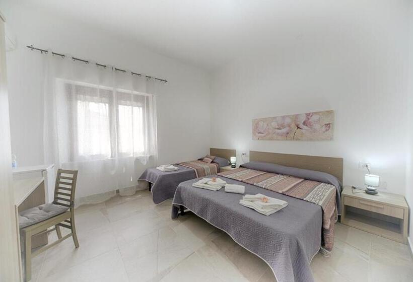 Трехместный Номер Комфорт, Casa Lucia