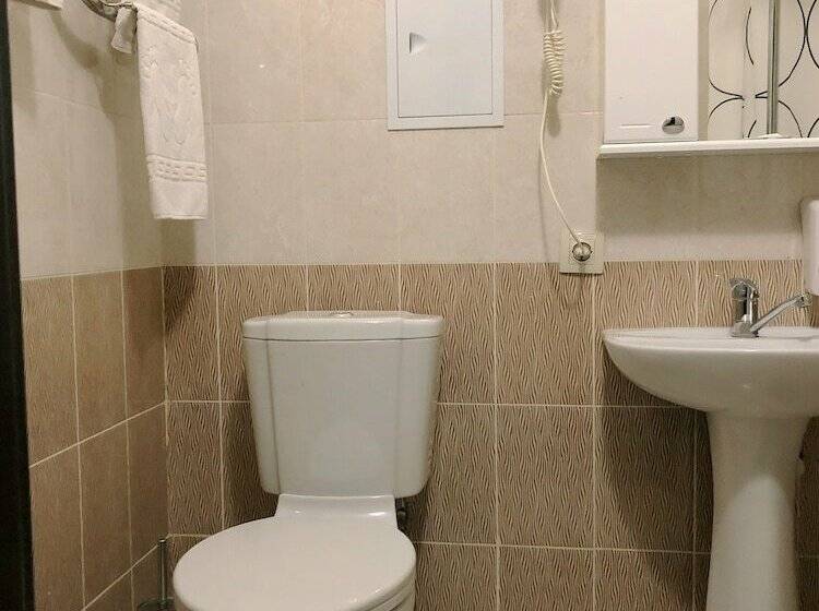 חדר אקונומי, Seven Hills Taganka