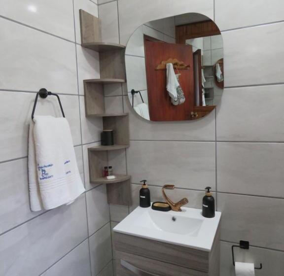 חדר סטנדרט, Beachcomber Bay Guest House In South Africa