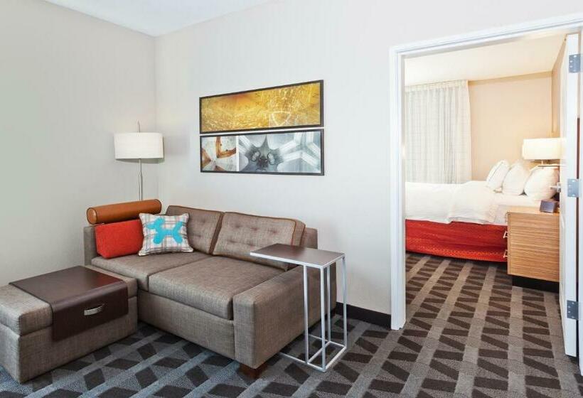 스탠다드 스튜디오, Towneplace Suites Dothan